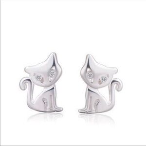 Pretty Kitty 925 silver crystal earrings NWT